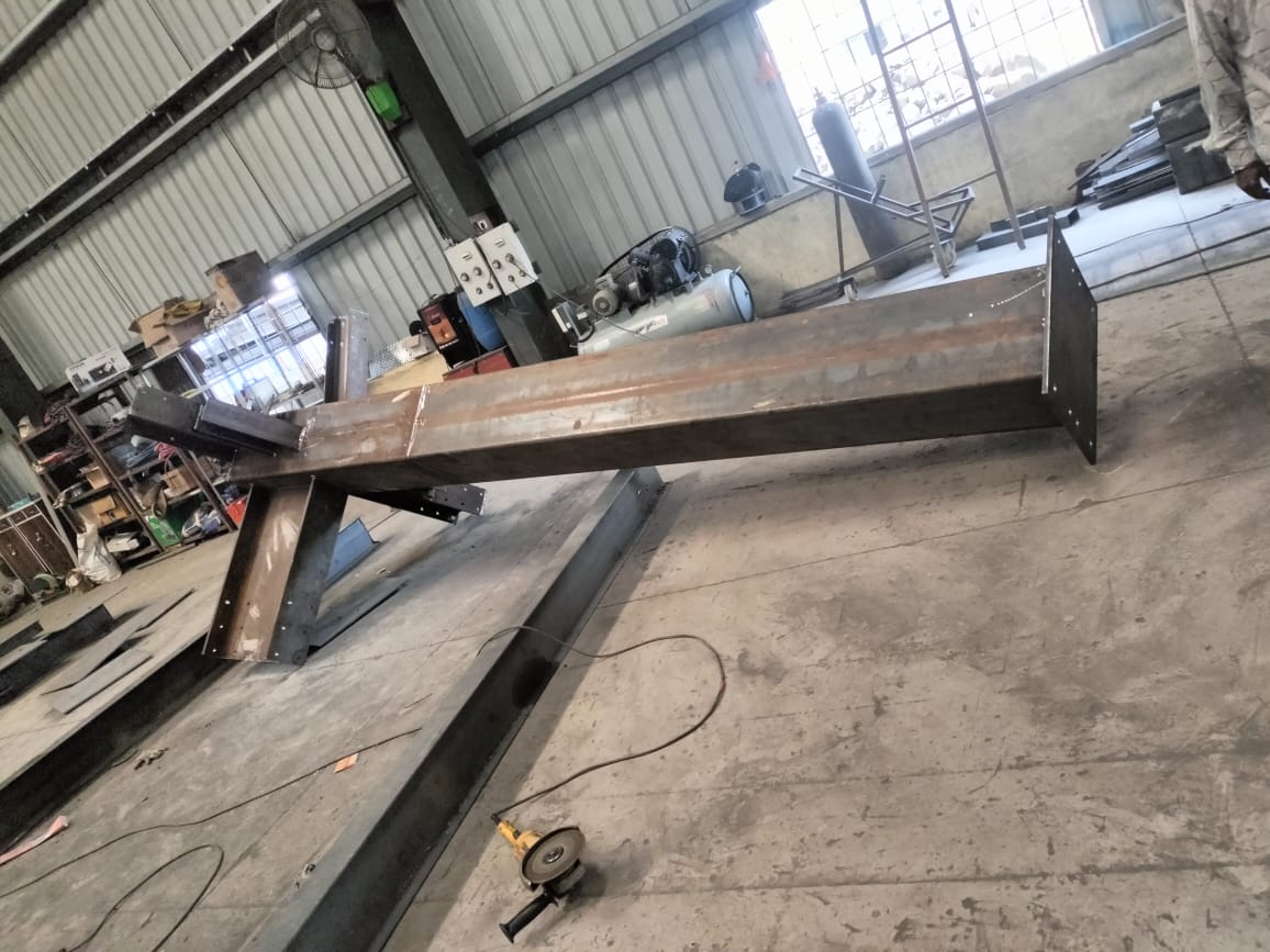 Industrial metal fabrication process with large structures